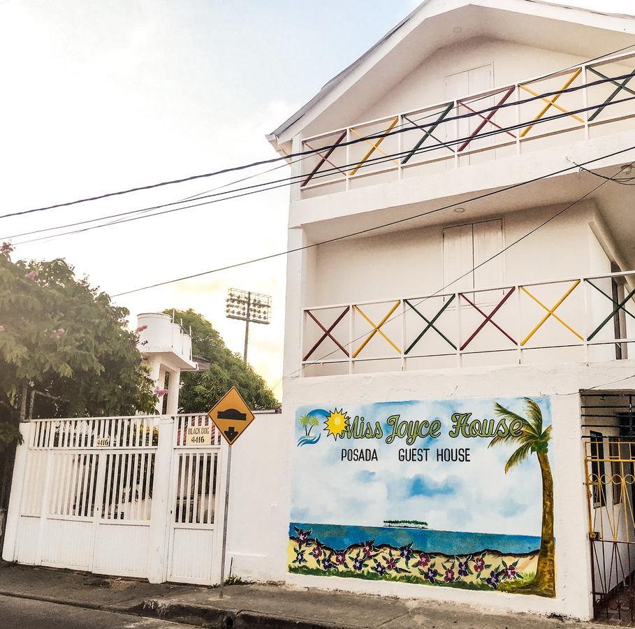 Posada Miss Joyce House San Andrés Exteriör bild